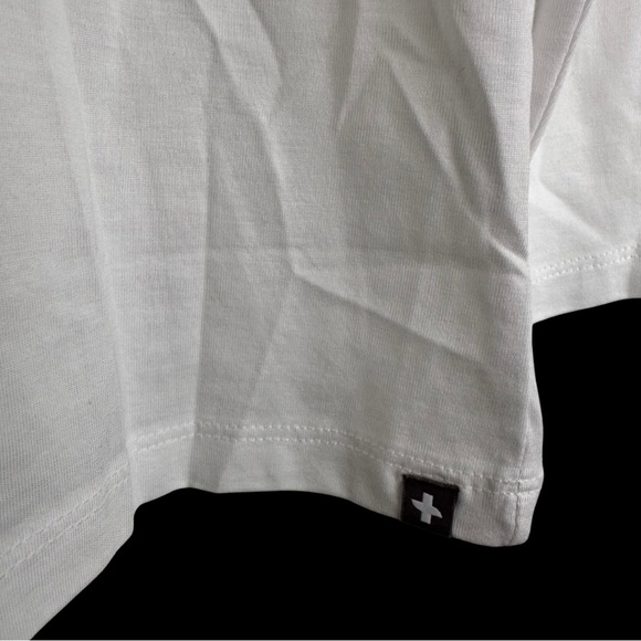 Figs White Long Sleeve Underscrub T- Shirt SZ Medium Super Soft Nurse NWT - Picture 4 of 10